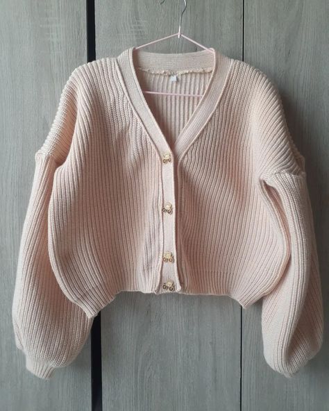 @magauta_s X We made this custom crop, cardigan order for one of our clients Get a custom knit made by us! We are inclusive of all shapes and sizes and our prices cater for everyone too🥰 Stitch : Fisherman Yarn : Neutral Knit cardigan has wide sleeves and quirky buttons #SupportSmallBusiness #supportlocal #knitwear #grandpaknits #handmadeclothing #thriftshop #clothingbrand #explore #explorepage #discoverypage #southafricanbusiness #onlineshopping #southafrica #slowfashion #sustainablef... Aesthetics Fashion, Crop Cardigan, All Shapes, Thrift Shopping, Wide Sleeves, Handmade Clothes, Slow Fashion, Knit Cardigan, Clothing Brand