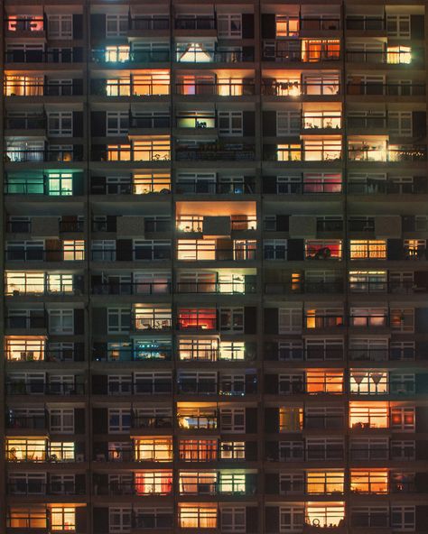 Trellick Tower, Tower Photography, Background Anime, London Tower, Episode Backgrounds, Anime City, 2160x3840 Wallpaper, Tower Block, Scenery Background