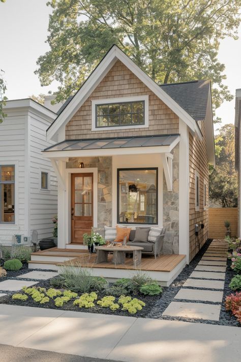 Small Tiny House Exterior, Tiny Home Outside Design, Small House In Backyard, Aesthetic Tiny Home Exterior, Small Square House Exterior, Tiny House Modern Farmhouse, Tiny Home Inspo Exterior, Tiny Craftsman House, Cottage Tiny House Exterior