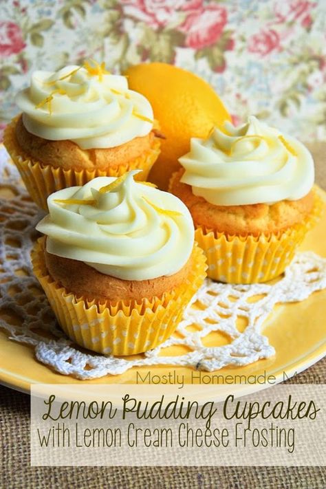 Lemon Pudding Cupcakes with Lemon Cream Cheese Frosting - Luscious lemon pudding and a simple cake mix combine for these delicious and easy, lemony cupcakes! Pudding Icing, Spiderweb Cupcakes, Stuffed Cupcakes, Cupcakes Lemon, Frosting Cupcakes, Cookie Dough Cupcakes, Pudding Cupcakes, Lemon Cream Cheese Frosting, Lemon Cream Cheese