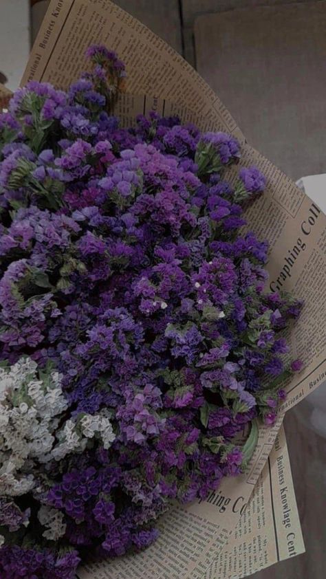 Bouquet Aesthetic, Flower Board, Lavender Bouquet, Elegant Bouquet, Boquette Flowers, Lovely Flowers Wallpaper, Nothing But Flowers, Flower Therapy, Beautiful Bouquet Of Flowers