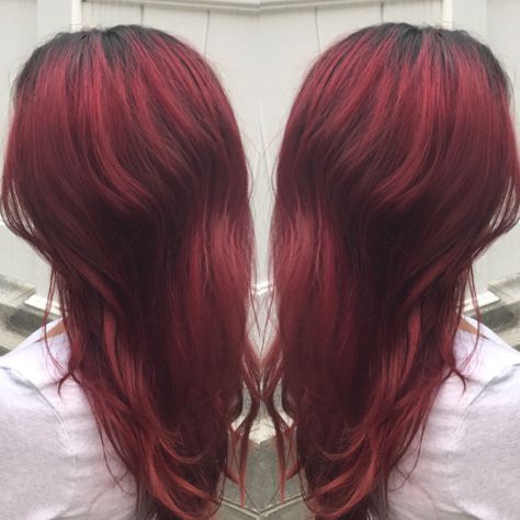 Dyed Hair With Black Roots, Shadow Root With Red Hair, Dark Root Colored Hair, Dark Root Red Hair, Red Hair Color Dark Roots, Red Hair With Darker Roots, Bleached Red Hair, Dark Red Hair With Black Roots, Black Root Red Hair