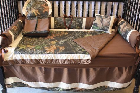 5+pc+Camo++real+tree+Baby+Bedding-free+by+bedbugscreations+on+Etsy Camo Nursery Ideas, Camo Nursery, Woodland Baby Bedding, Woodland Crib Bedding, Woodland Crib, Girl Crib Bedding Sets, Crib Bedding Boy, Camo Baby, Baby Boy Nursery Themes