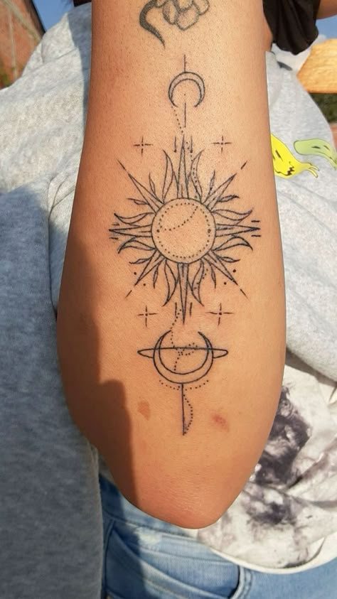 Sun And Moon Arm Tattoo, Tattoo Behind Arm, Arm Tattoo Ideas Female, Motivation Tattoo, Arm Tattoo Ideas, Year Tattoo, Lower Arm Tattoos, Sun And Moon Tattoo, Hippie Tattoo