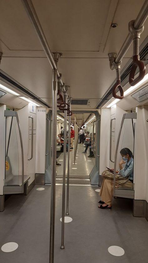 Delhi Road Snap, Delhi Metro Snaps, Metro Snap, Road Snap, Adventures Aesthetic, Delhi Roads, Night Bike Ride, Delhi Metro, Medical Photography