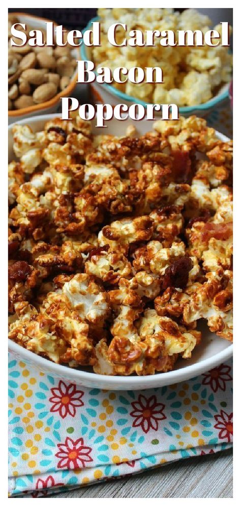 Salted Caramel Bacon Popcorn - A delicious snack mix perfect for a party or game day! Homemade salted caramel drizzled on popcorn and bacon. Easy Popcorn Recipe | Caramel Corn Recipe | Bacon Recipe Caramel Bacon, Bacon Recipes Breakfast, Bacon Popcorn, Bacon Desserts, Caramel Corn Recipe, Popcorn Recipes Easy, Easy Popcorn, Candy Fudge, Homemade Salted Caramel