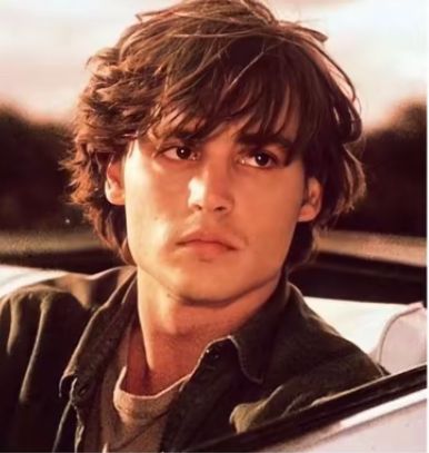 80s Men Hairstyles, 80s Hairstyles Men, 90s Haircut Men, V Cut Hairstyle, Johnny Depp Hairstyle, 90s Johnny Depp, Braids Ginger, 90s Hairstyles Men, 90s Haircuts