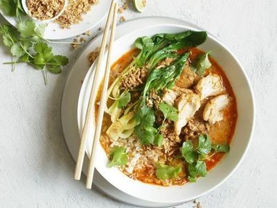 Best satay recipe of the lot! Satay Soup, Chicken Satay Recipe, Beef Satay, Satay Recipe, Satay Chicken, Weekly Recipes, Weekend Food, Chicken Tonight, Chicken Recipies