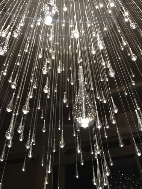 Raindrop Lights, Stairway Chandelier, Bar Inspiration, Diamond Lighting, Scale Art, Wedding Backdrop Design, Suspended Lighting, Backdrop Design, Diy Mirror