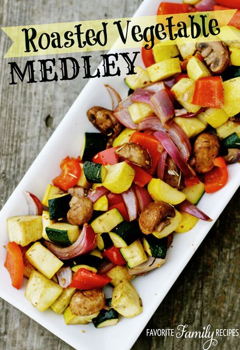 This Roasted Vegetable Medley is a healthy and easy side dish. It is a colorful compliment to beef, chicken, pork, or fish. The idea for this recipe came from the Claim Jumper Restaurant. I ordered th Pku Recipes, Snack Collection, Resep Vegan, Roasted Vegetable Medley, Roasted Vegetables Oven, Vegetable Medley, Meatless Mondays, Roasted Vegetable, Vegetable Sides