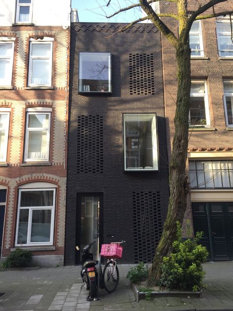 Garage Extension, Persian Architecture, Brick Paneling, Narrow House, Urban Fabric, Mind The Gap, Row House, Brick Building, Central Station