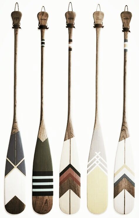 Oars On Wall Decor Ideas Living Room, Boat Ore Decor Ideas, Decorating With Oars Paddles, Hanging Boat Oars On Wall, Canoe Paddle Designs, Decorating With Oars, Painted Boat Oars, Painted Boat Paddles, Painted Oars Paddles Diy