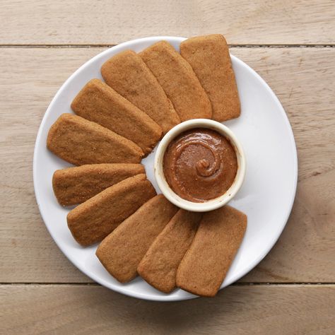 Cookie Butter Recipe, Lemon Juice For Skin, Homemade Cookie Butter, Biscoff Cookie Recipe, Tea Party Treats, Chinese Almond Cookies, Mennonite Girls Can Cook, Speculoos Cookie Butter, Juice For Skin