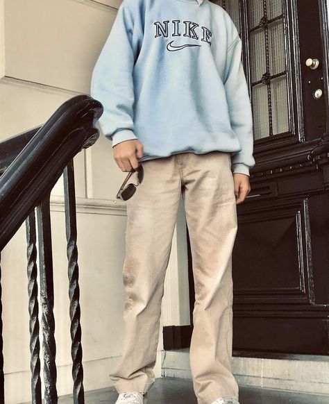 Blue And Khaki Outfit, Crewneck Outfit Men, Blue Sneakers Outfit, Outfit Aesthetic Men, Blue Hoodie Outfit, Blue Outfit Men, Blue Sweater Outfit, Boys Aesthetic Outfits, Soft Boy Outfits