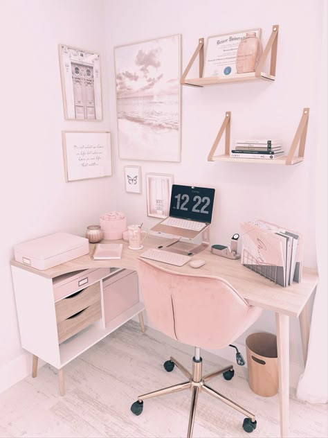 Pink Aesthetic Workspace, Cute At Home Office Ideas, Pink Desk Aesthetic Office, Cute Desk Ideas Pink, Rose Gold Desk Decor, Neutral Pink Office, Light Pink Office Ideas, Pink Aesthetic Office, Desk Inspo Pink