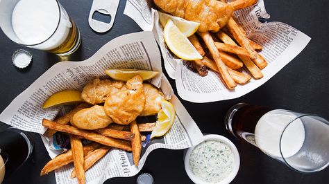 Fish & Chips Fried Fries, Battered Cod, Fish N Chips Recipe, Recipes Fish, British Beer, Beer Battered Fish, Fish N Chips, Beer Battered, Battered Fish