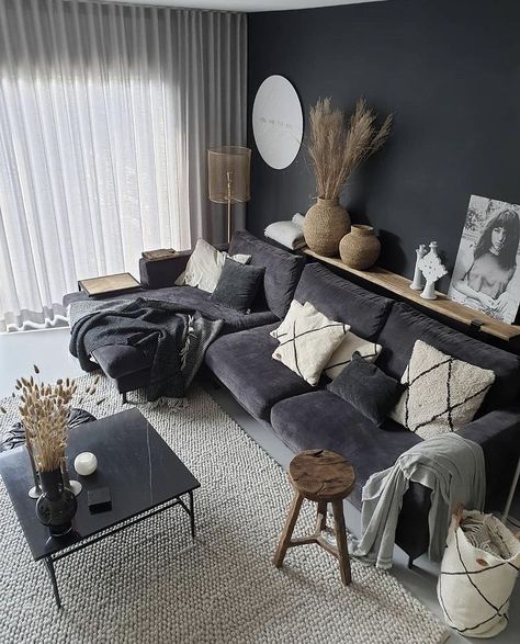 Gray Couch, Grey Sofa Living Room, Living Room Decor Cozy, Home Design Living Room, Decor Home Living Room, Living Room Decor Apartment, Boho Living Room, House Interior Decor, Living Room Inspo