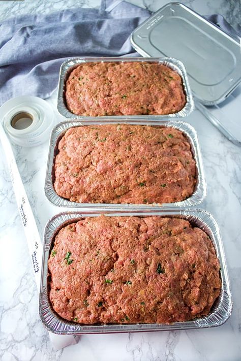 Foil Pan Freezer Meals, Meal Prep Meatloaf, Mini Freezer Meals, Freezer Recipes Make Ahead, Freezer Meatloaf Make Ahead, Meatloaf In Instant Pot, Meatloaf Freezer Meal, Make Ahead Meatloaf, Roast Freezer Meal