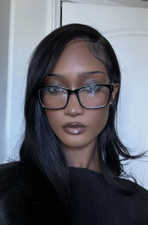 Pink Aesthetic Makeup Looks, Glam Makeup With Glasses, Office Siren Makeup Black Women, Office Siren Makeup Black, Office Siren Black Woman, Glasses On Black Women, Office Siren Hair, Office Siren Makeup, Makeup With Glasses