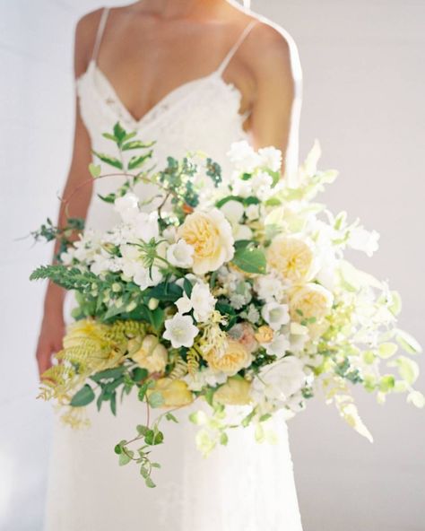 Such a beautiful shades of lemon, cream, Ivory and greenery wedding bouquet....very feminine. Sunstone Winery, Yellow Wedding Bouquet, Yellow Wedding Inspiration, Greenery Wedding Bouquet, Yellow Wedding Flowers, Yellow Bouquets, Blue Wedding Flowers, Italian Garden, Diy Wedding Flowers