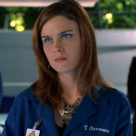 Emily Deschanel Bones, Dr. Temperance Brennan, Bones Temperance Brennan, Dr Brennan Bones, Bones Brennan, Personality Ideas, Temperance Bones, Dr Bones, Bones Series