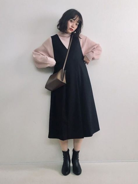 Girl Casual Outfits, K Pop Fashion, Fashion Tiktok, Elegante Casual, 가을 패션, Korean Outfits, Casual Girl, Pop Fashion, Modest Dresses