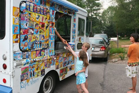 Ice Cream Trucks, Childhood Aesthetic, Nostalgia 2000s, 2000s Baby, Nostalgic Pictures, Nostalgia Core, Nostalgia Aesthetic, Childhood Memories 2000, Funny Feeling