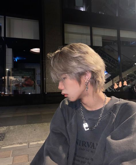 Blond Short Hair Men, Blonde Asian Guy, Y2k Hairstyles Men, Grey Hair Boy, Silver Hair Boy, Brown Hair Male, Silver Hair Men, Ashy Blonde Hair, Brown Hair Boy