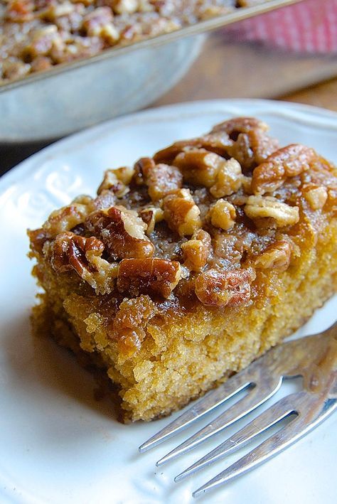 Farmhouse Buttermilk Cake Recipe vThis old-fashioned brown sugar cake derives much of its delightful texture from buttermilk. The nutty pecans and sugar on top are a perfect complement to the moist cake underneath.  ttp://ipso-fatto.blogspot.com/2017/03/from-farm-that-shall-remain-nameless.html?utm_source=feedburner&utm_medium=feed&utm_campaign=Feed%3A+IpsoFatto+%28Ipso+Fatto%29#!/2017/03/from-farm-that-shall-remain-nameless.html Recipes Using Buttermilk, Tornado Cake, Brown Sugar Cake, Brown Sugar Cakes, Buttermilk Cake, Buttermilk Recipes, Butter Bread, King Food, King Arthur Flour