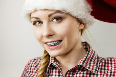 Have a child that's new to braces this Hinsdale holiday season? Here are 8 must-have items to help them keep their teeth clean while wearing braces Straight Smile, Getting Braces, Braces Off, Gift Ideas For Anyone, Hygiene Routine, Water Flosser, Whitening Toothpaste, Healthy Smile, Bright Smile