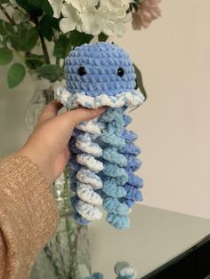 Fish Plushies, Coquette Crochet, Crocheted Jellyfish, Crochet Fish, Crochet Plushies, Easy Crochet Animals, Crochet Christmas Gifts, Quick Crochet Patterns, Crochet Octopus