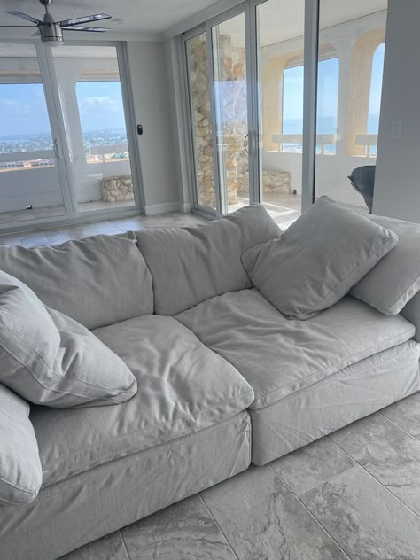 White Fluffy Couch Living Rooms, Fuzzy Couch Sofas, Apartment Living Room Couch Ideas, Couches Living Room Aesthetic, Cozy Bedroom With Couch, Cute Comfy Couches, Comfy Couch For Bedroom, Cute Bedroom Couch, Super Comfy Couch