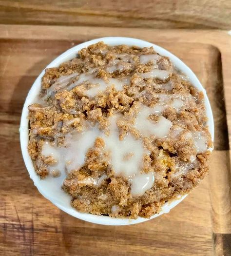 Coffee Cake Overnight Oats, Coffee Cake Baked Oats, Coffee Baked Oats, Coffee Cake Baked Oatmeal, Protein Coffee Cake, Rare Recipes, Baked Protein Oats, Coffee Oats, Brekkie Ideas