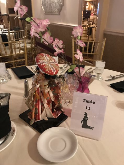 Mulan Mulan Centerpiece Ideas, Mulan Wedding Centerpieces, Mulan Party Favors, Mulan Party Decorations, Mulan Decor, Disney Centerpieces, Wedding Centerpiece, Disney Wedding, Mulan