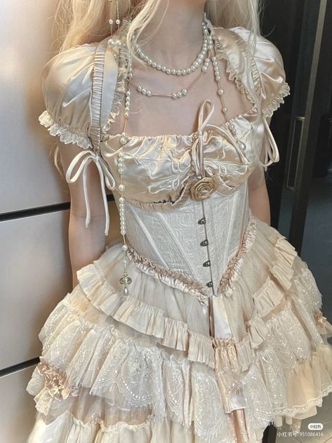 #zicxa-photos #zicxa #images #background #wallpaper #freepik #shutterstock #VN Really Fancy Dresses, Baroque Aesthetic Fashion, Rococo Aesthetic Fashion, Angelic Clothes, Angel Core Aesthetic Outfits, Angel Core Outfit, Rococo Outfit, Mustache Drawing, White Victorian Dress