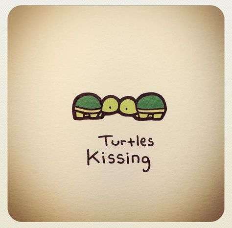 Turtles kissing *to put on bottom back of all wedding send-outs (save the date, invites, thank yous), maybe on sign somehow small incorporated into the rest Turtle Wayne, Cute Turtle Drawings, Sheldon The Tiny Dinosaur, Kawaii Turtle, Turtle Stuff, Cartoon Turtle, Turtle Drawing, Brown Cow, Turtle Tattoo