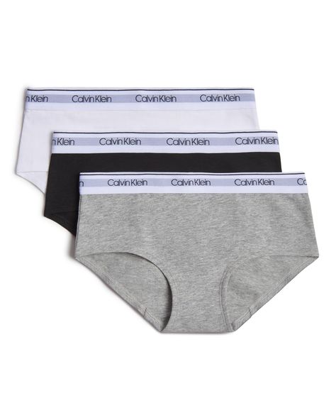 PRICES MAY VARY. Calvin Klein stocks her drawer with this 3 pack hipster made with super soft cotton stretch for all day comfort Set includes 3 briefs Hipster style Logo at waistband Assorted Colors Calvin Klein Sets, Influencer Clothes, Mha Clothes, Calvin Klein Outfits, Calvin Klein Girls, Calvin Klein Bra, Dr Closet, Clothes Wishlist, Sister Outfits