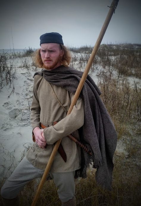 The reality of how most men in the Viking Age may have looked... Viking Age Clothing, 10th Century Clothing, Sca Viking Garb Men, Viking Peasant, Old Norse Clothing, Men’s Viking Cosplay, Anglo Saxon Clothing, Danish Vikings, Historically Accurate Viking Clothing