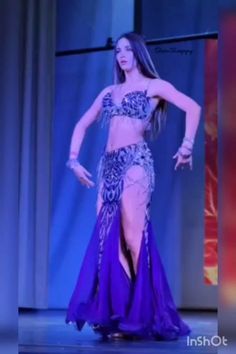 Belly Dancer Outfits, Belly Dancer Costumes, Belly Dancing Workout, Belly Dancing Videos, Belly Dance Dress, Belly Dance Outfit, Step Dance, Dancers Outfit, Dance Outfit