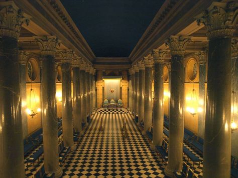 Lodge Freemason Secrets, Freemason Lodge, Free Masons, Masonic Art, Masonic Freemason, Lodge Room, Masonic Temple, Grand Lodge, Masonic Lodge