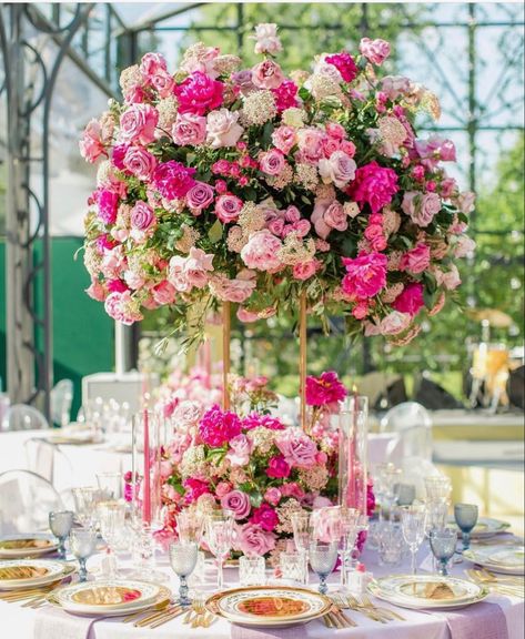 Raspberry Wedding, Wisteria Wedding, Peonies And Hydrangeas, Wedding Floral Centerpieces, Elegant Centerpieces, Creative Event, Wedding Table Decorations, Luxury Event, In Full Bloom