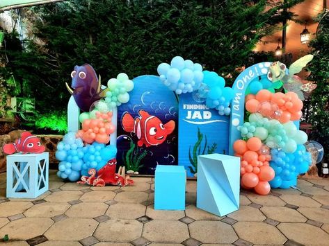 Finding Nemo Backdrop, Finding Nemo Balloon Garland, Finding Nemo Balloon Arch, Finding Nemo Centerpieces, Nemo Birthday Party Decorations, Nemo Themed Birthday Party, Finding Nemo Birthday Party Ideas, Finding Nemo Party Decorations, Nemo Party Decorations