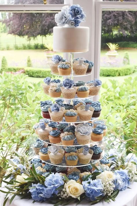 Blue Cupcake Wedding Cake, Light Blue Cupcakes Wedding, Small Blue Wedding Cake, Dusty Blue Wedding Cupcakes, Blue Wedding Desserts, Dusty Blue Cupcakes, Blue Dessert Table, Dusty Blue Wedding Cake, Wedding Cupcakes Ideas