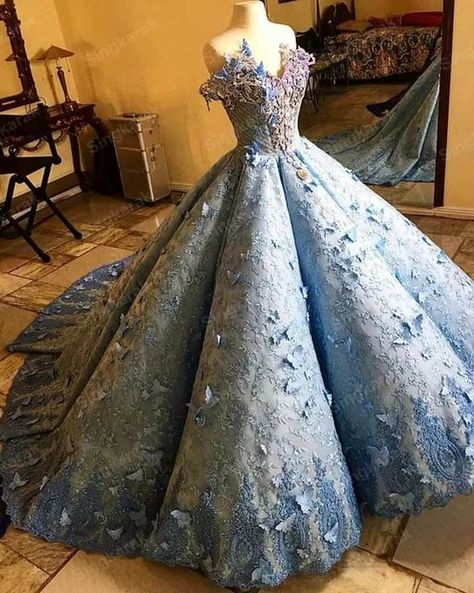 Ball Gowns Princess Fairytale, Princess Dress Aesthetic, Ballroom Gowns Dance, Purple Ball Gown, Debut Gowns, Debut Dresses, Princess Life, Debut Ideas, Fancy Fits