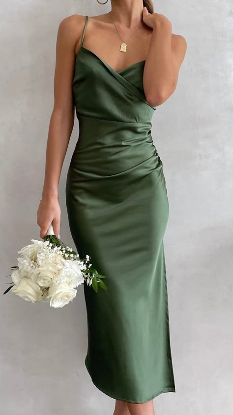 Bridesmaid Dresses Online, Wedding Guest Outfit Summer, Wedding 2024, Looks Chic, Bridesmaids Dresses, Wedding Guest Outfit, Fancy Dresses, Guest Dresses, Pretty Dresses