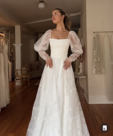 Simple Classy Wedding Dress, Long Sleeve Wedding Dress Simple, Hockey Romance, Vintage Inspired Wedding Dresses, Long Sleeve Wedding Dress, Enchanted Forest Wedding, Garden Wedding Dresses, Classy Wedding Dress, Pretty Wedding Dresses