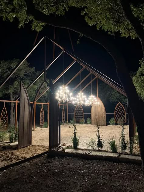 Wedding Venue Landscaping Ideas, Outdoor Wedding Pavilion, Backyard Wedding Venue Ideas, Barndominium Wedding Venue Ideas, Outdoor Wedding Chapel, Outdoor Wedding Venue Ideas, Greenhouse Venue, Event Venue Design, Open Air Chapel