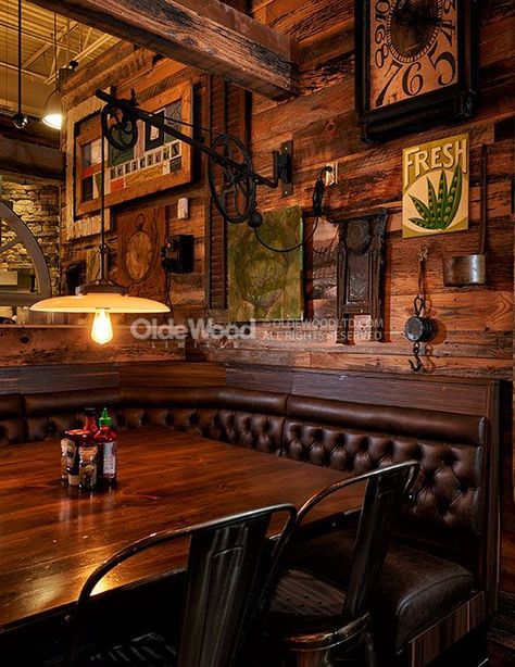 Barnwood Walls, Modern Ceiling Design Ideas, Modern False Ceiling Design, Modern Ceiling Design, Modern False Ceiling, Barn Bar, Western Bar, Wood Cafe, Ceiling Design Ideas