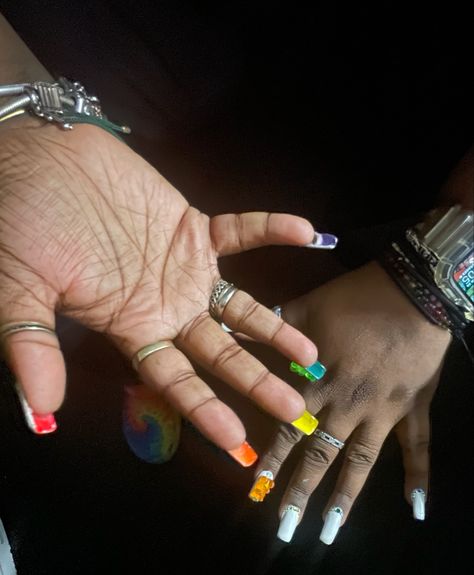 Pride nails Subtle Pride Nails, Gay Pride Nails, Lesbian Nails, Pride Month Nails, Pride Nails, Weekend In Nyc, Birthday Nails, Cute Acrylic Nails, Gay Pride