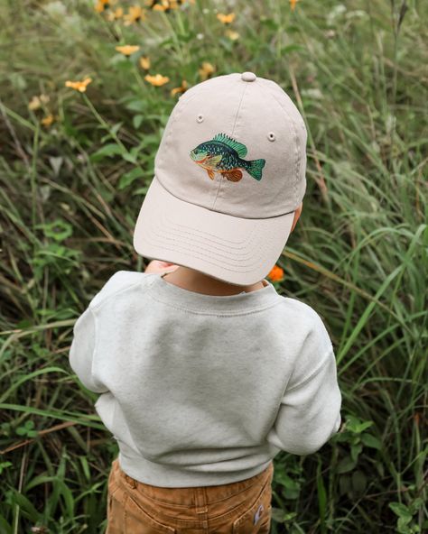 N E W K I D S H A T S 🎣☀️ Pumpkinseed childrens hats are now stocked online! This has been a popular requested item at markets so I’m excited to share that they’re finally here!🧢 #kidshats #pumpkinseed #sunfish #fishing #fishinghat #kidsclothing Pumpkinseed Fish, Fish Hat, Fishing Hats, Hat Fits, Kids Fishing, Childrens Hats, Cute Fish, Toddler Hat, Kids Baseball